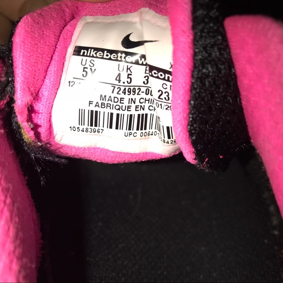 Nike pink running shoes - Picture 5 of 6